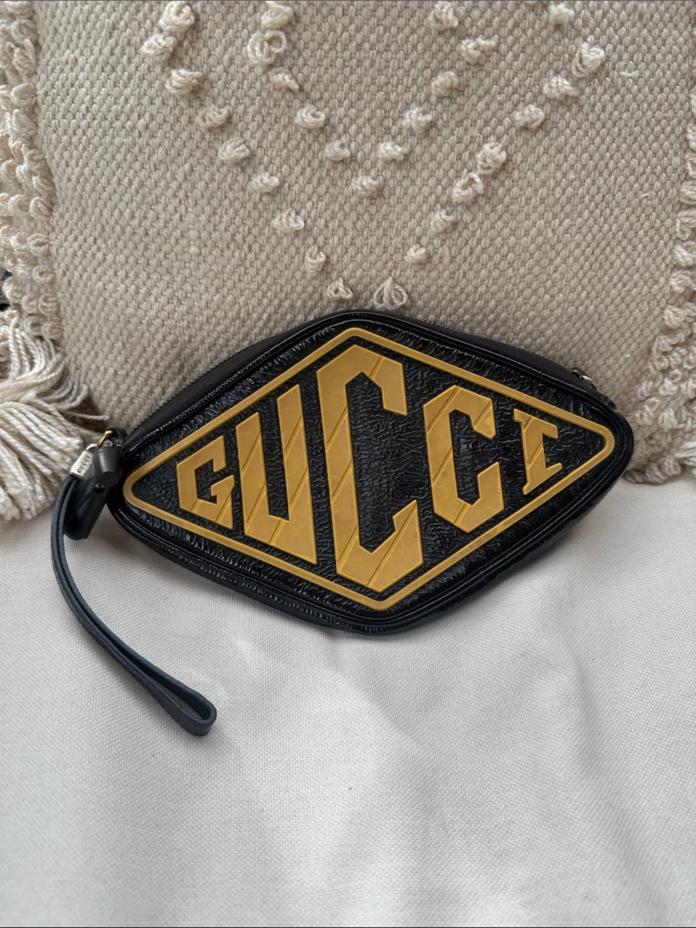 100% authentic Gucci clutch